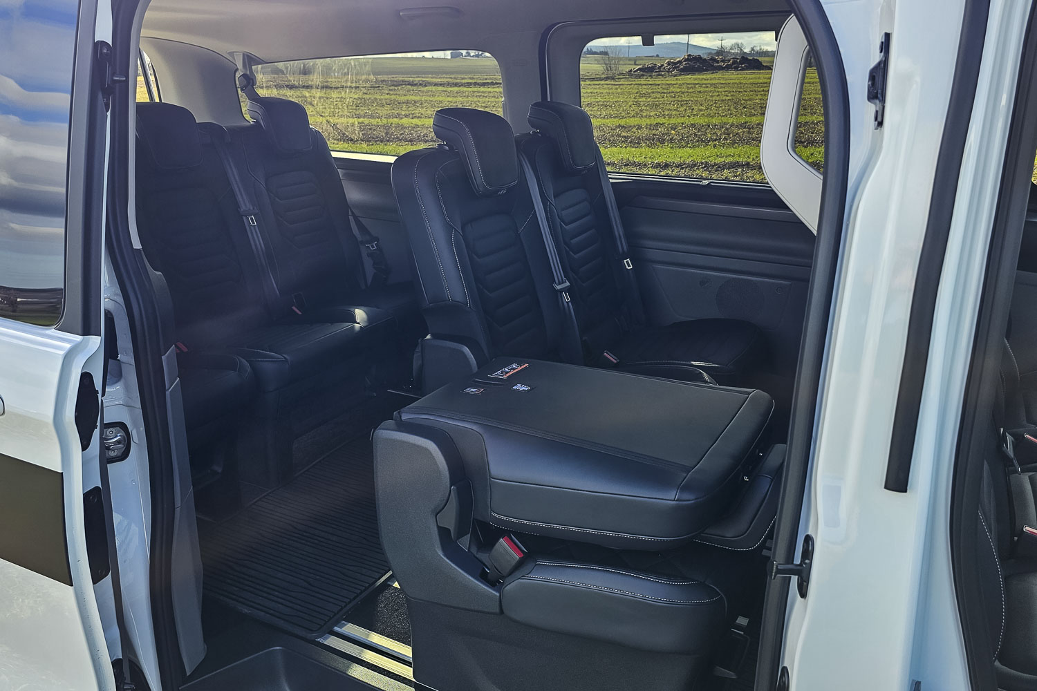 Ford Tourneo Custom, Bild 4